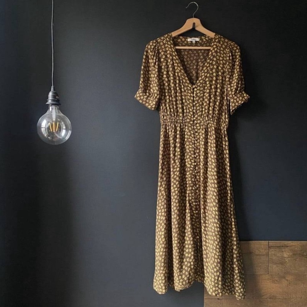 Madewell Button-Cuff Midi Dress in Woodcut Flowers